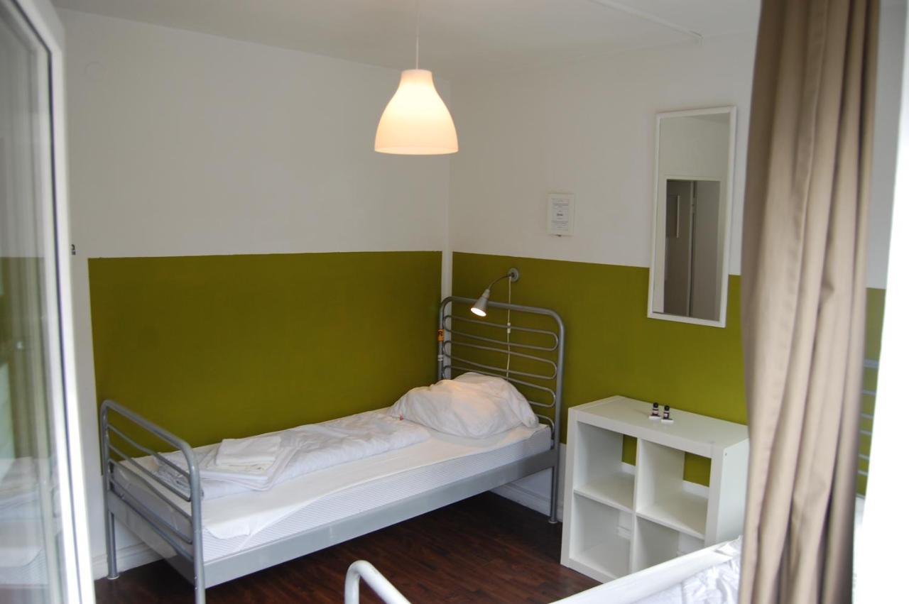 Twin Room with Shared Bathroom,1742722423:JPEG